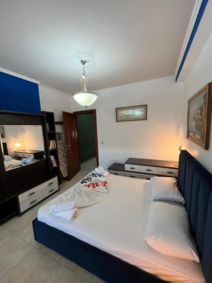 Skanderbeg Square Explorer Apartments Tirana Esterno foto